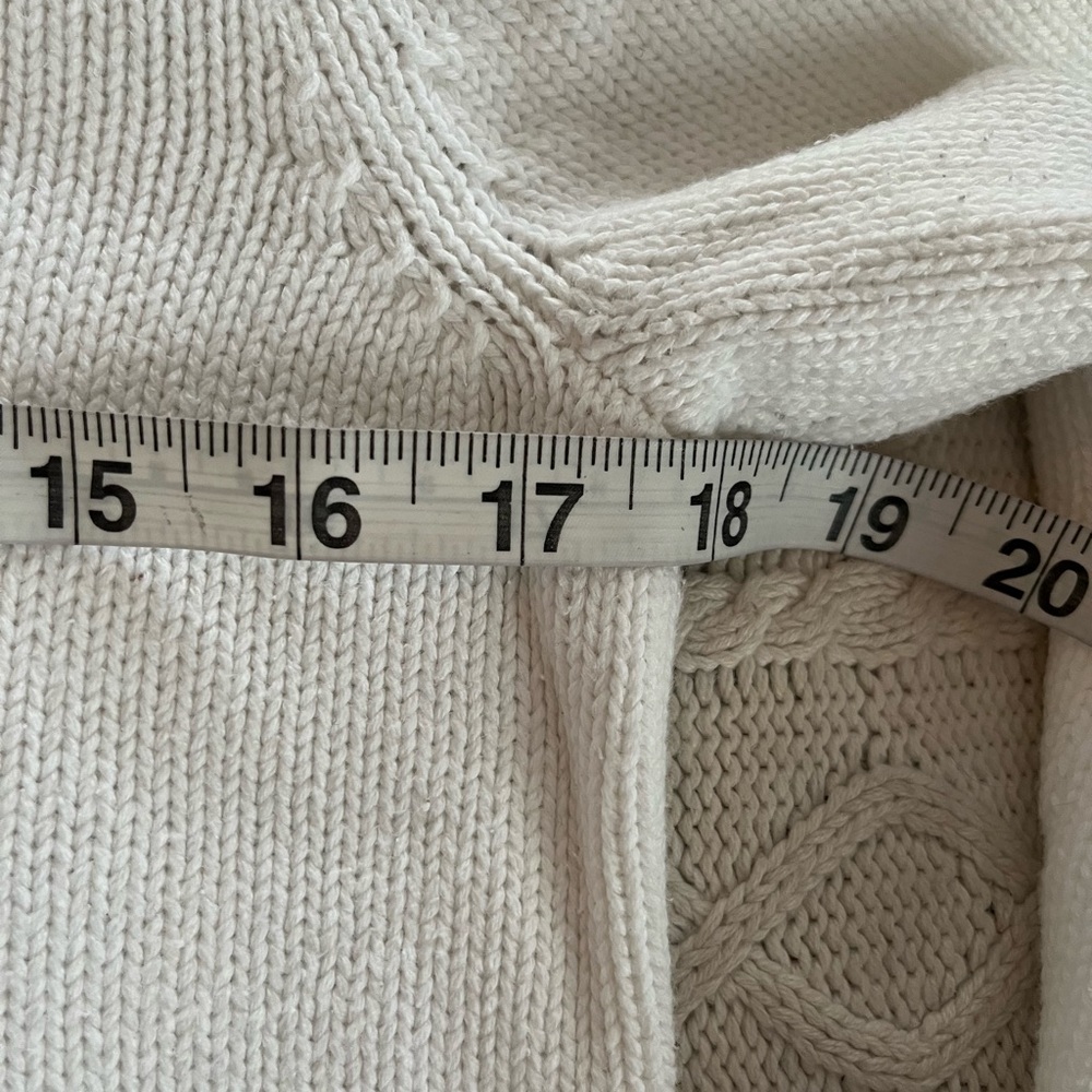 Lauren Ralph Lauren Rich White Sweater with Gold Turn Key Buttons Size Medium - Picture 10 of 12